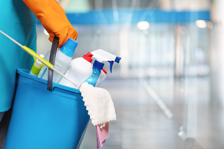 Deep cleaning a mobile home