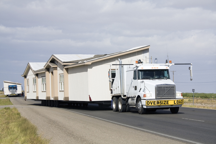 Transporting portable homes