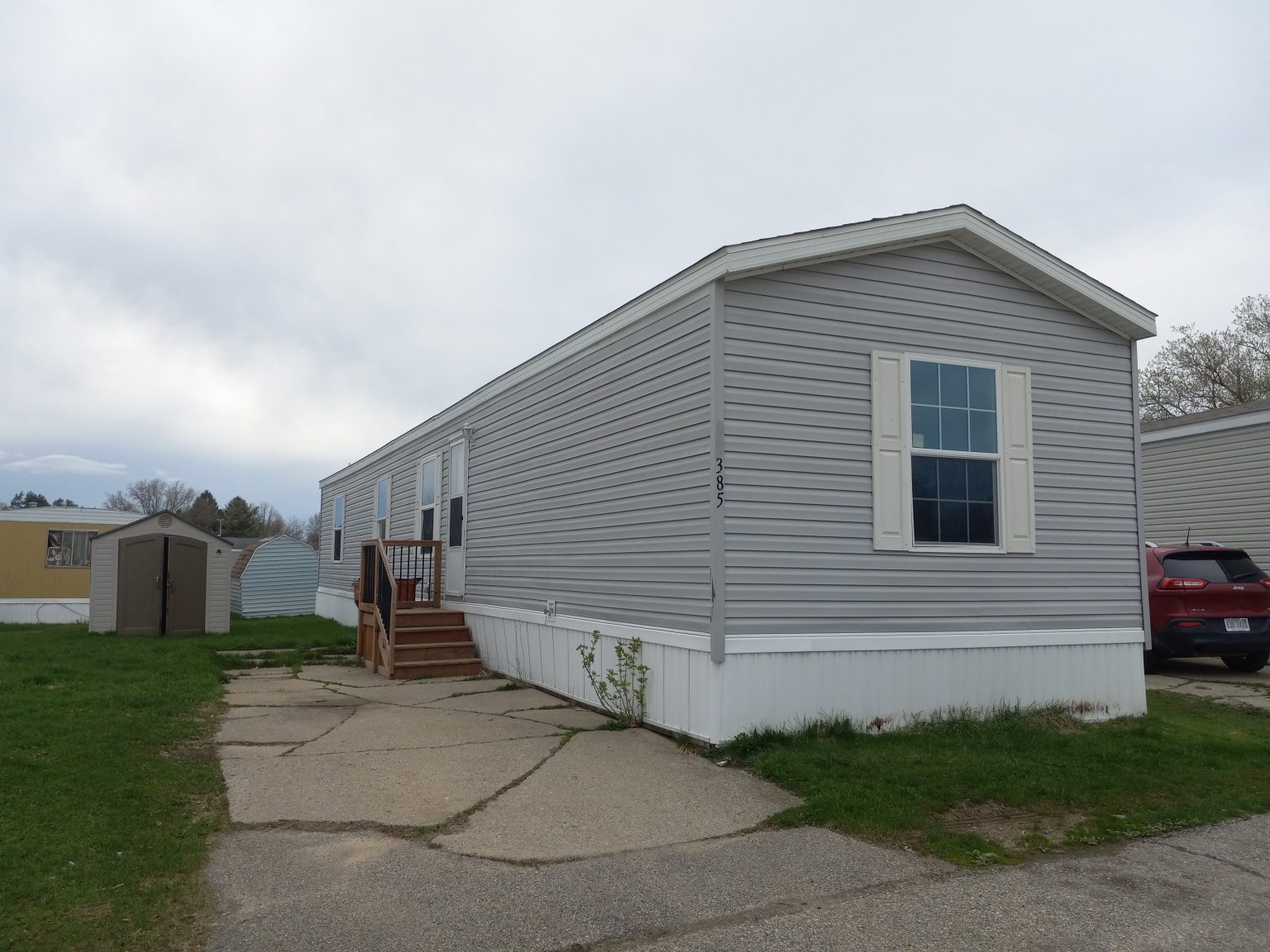 How to Buy a Manufactured Home in a Park Tyrone Woods